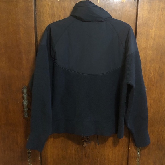 Lululemon Water-Repellent Full-Zip Sweater - Picture 7 of 11